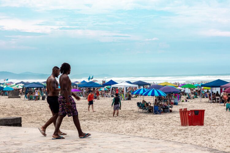 Epidémia eboly v Kongu a Ugande vyvolala otázky, či môžu byť ohrození aj bežní turisti. Foto: Pexels-who0ne