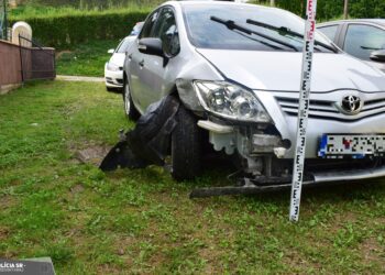 Nepoistené autá spôsobia ročne škody za takmer 10 miliónov eur. Ilustračné foto: SITA/KR PZ Prešov