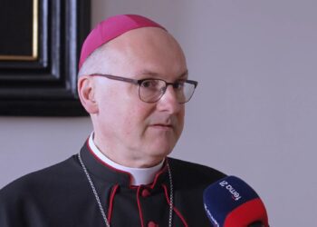 Arcibiskup pražský Stanislav Přibyl v rozhovoru pro Téma.21